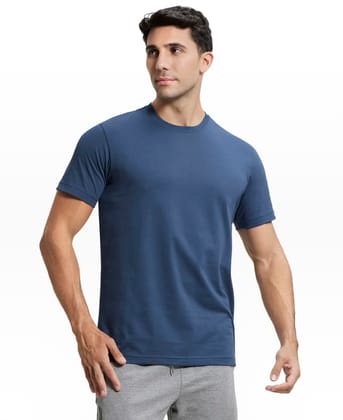 Jockey 2714 Men's Super Combed Cotton Rich Solid Round Neck Half Sleeve Relaxed Fit T-Shirt_Mid Night Navy_M Jockey 2714 Men's Super Combed Cotton Rich Solid Round Neck Half Sleeve Relaxed Fit T-Shirt_Mid Night Navy_M - Mid Night Navy / M