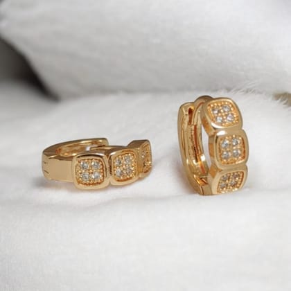 Square Diamonds Gold Earrings