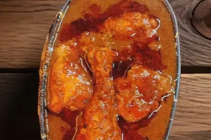 Bihari Style Chicken Curry [500 Ml, 3-4 Pieces]