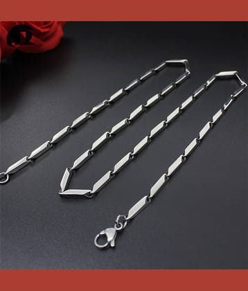 FASHION FRILL Silver Plated Stainless Steel Chain ( Pack of 1 )