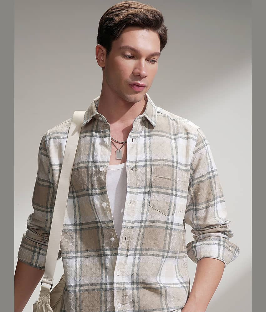 Highlander 100% Cotton Slim Fit Checks Full Sleeves Men's Casual Shirt - Beige ( Pack of 1 )