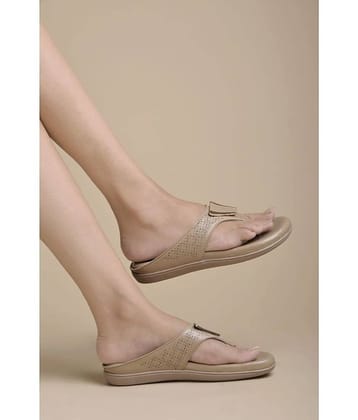 Shoetopia White Women's Flats
