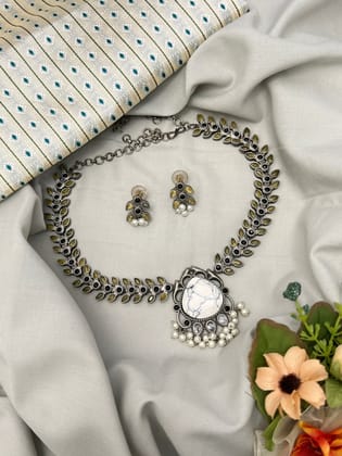Oxidised Necklace 001