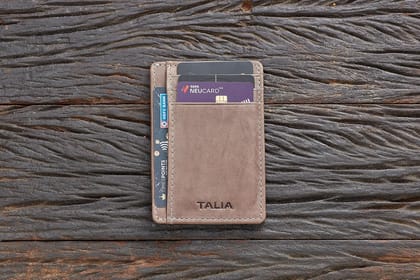 TALIA Tuscon Vertical Card Case