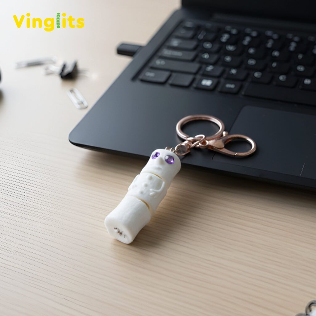 Vinglits Fantasy Shelf 3D Printed Keychains – Articulated Animal Toys, Pocket-Friendly Keyrings, Stress Relief Desk Toys for Kids & Adults, Collectible Accessories (Snowman- Snowkie, Medium)