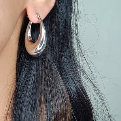 Anahi Hoop Earrings- Silver