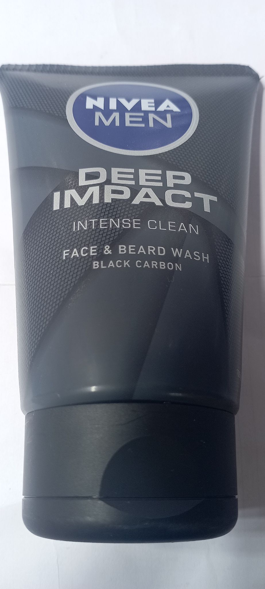 Nivea men Deep impact intense clean face & beard wash black carbon 100g