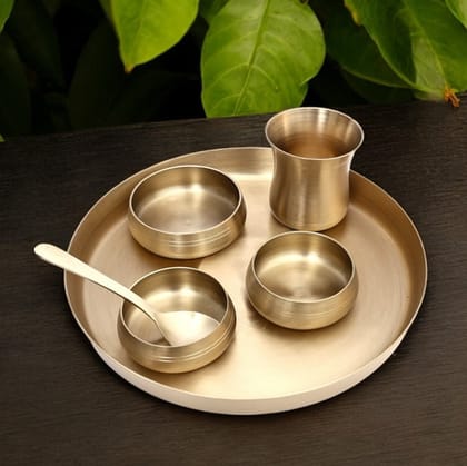 Pure Kansa Belgian Thali set  6 Piece set (1 Belgian thali, 1 glass, 1 spoon, 2 bowls and 1 Dessert bowl)