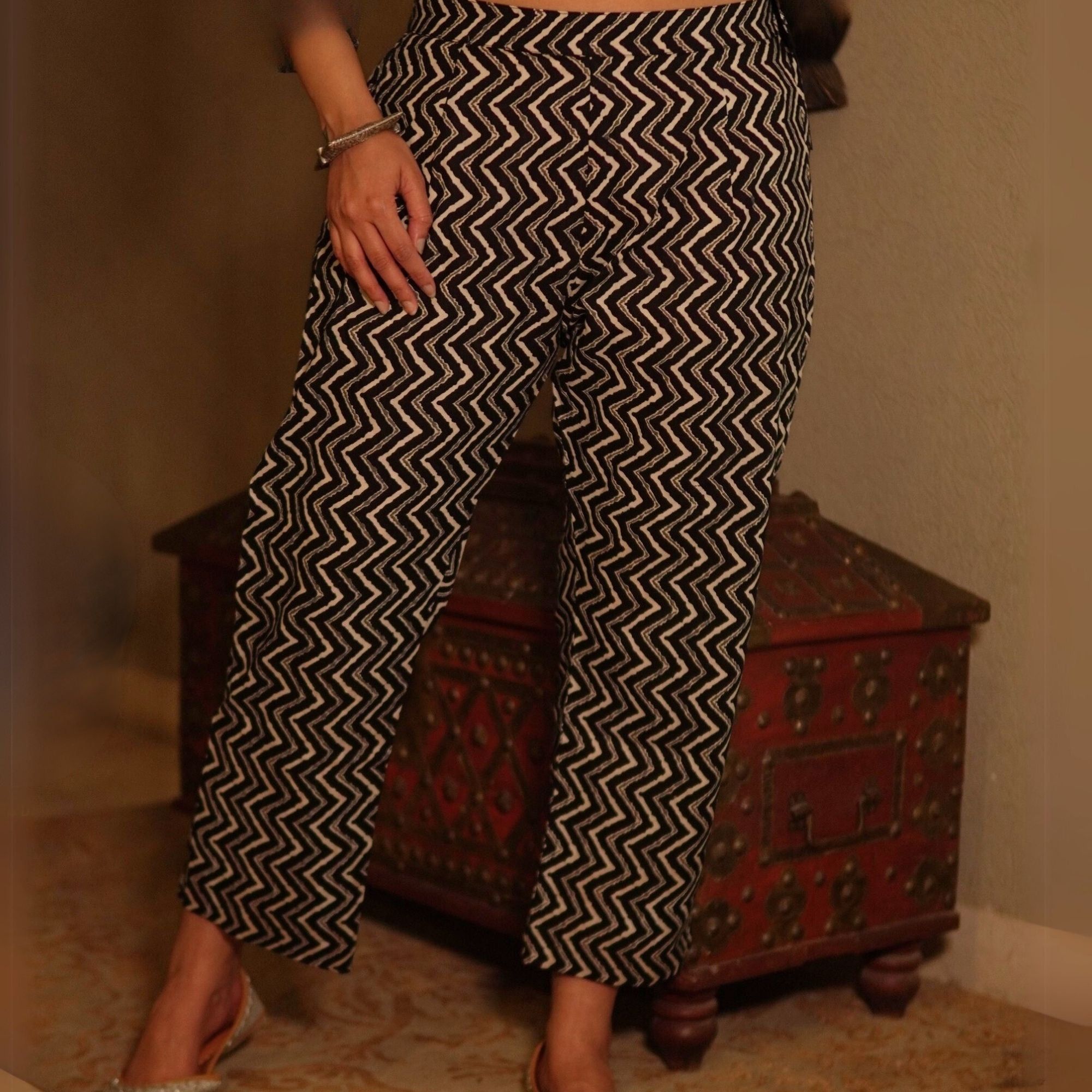 Black Floral Cotton Kurta Set with mirrorwork-XS