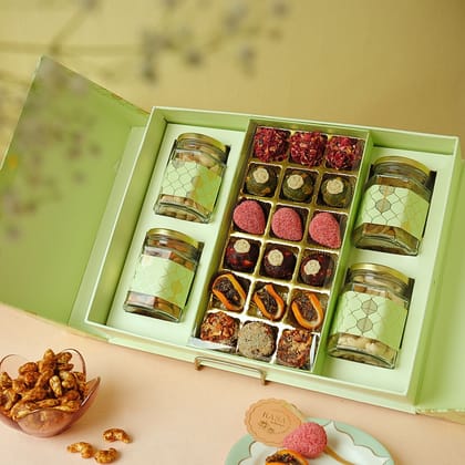 4 Jar Green Flap Hamper