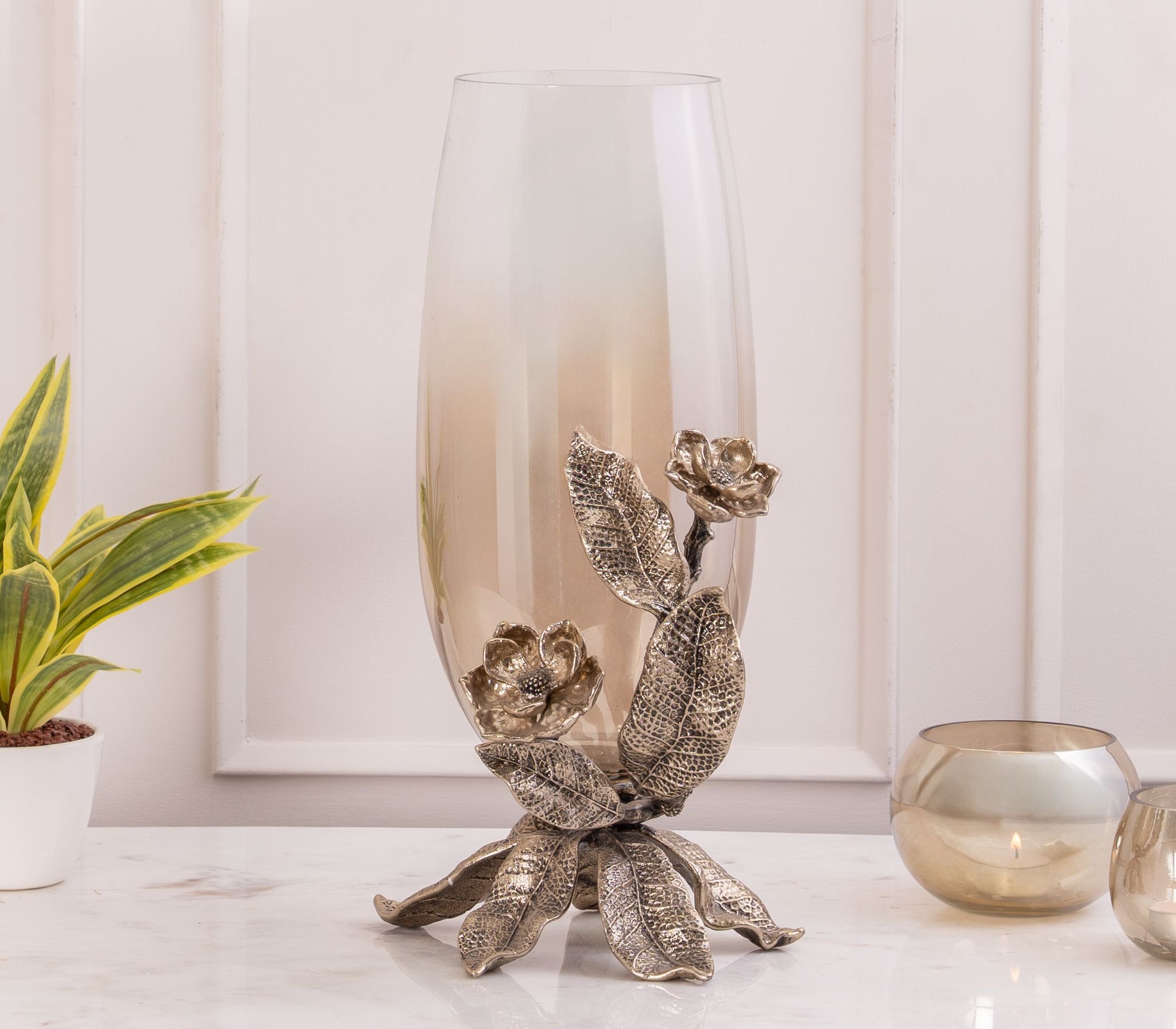 LOTIS LUXE HURRICANE CANDLE HOLDER