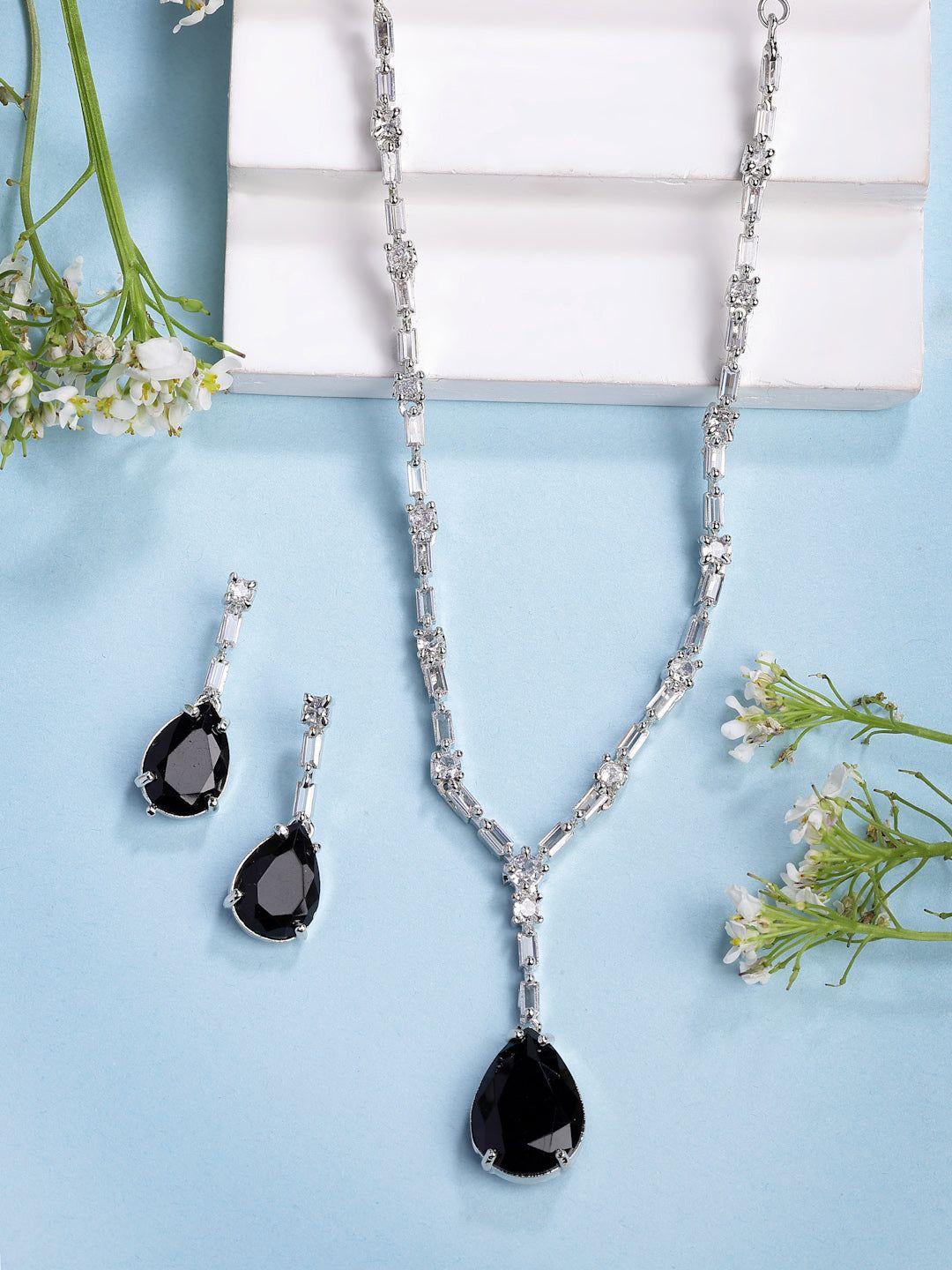 NVR Women's Silver-Plated Black American Diamond-Studded Handcrafted Jewellery Set-One Size / Black / Brass