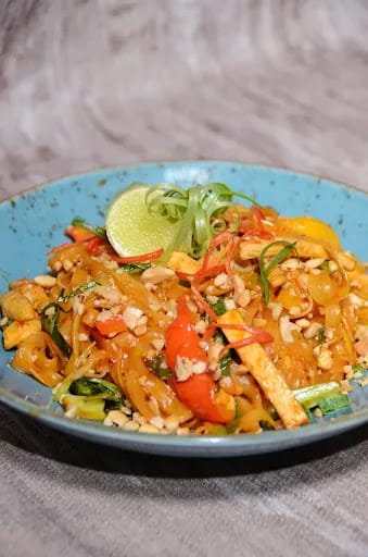 Chicken Phad Thai Noodles