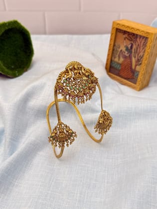 Antique Vanki 4023
