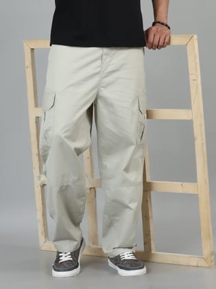 Men Cotton Baggy Fit Cargo Trousers, Light Beige-28