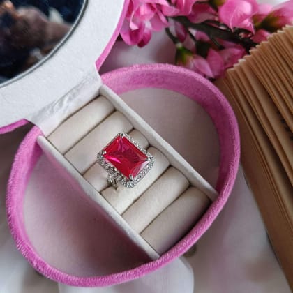 VS Sterling Silver Cocktail Ring 100-9