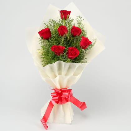 Serendipity 6 Red Roses Bunch For Valentine's Day Gift