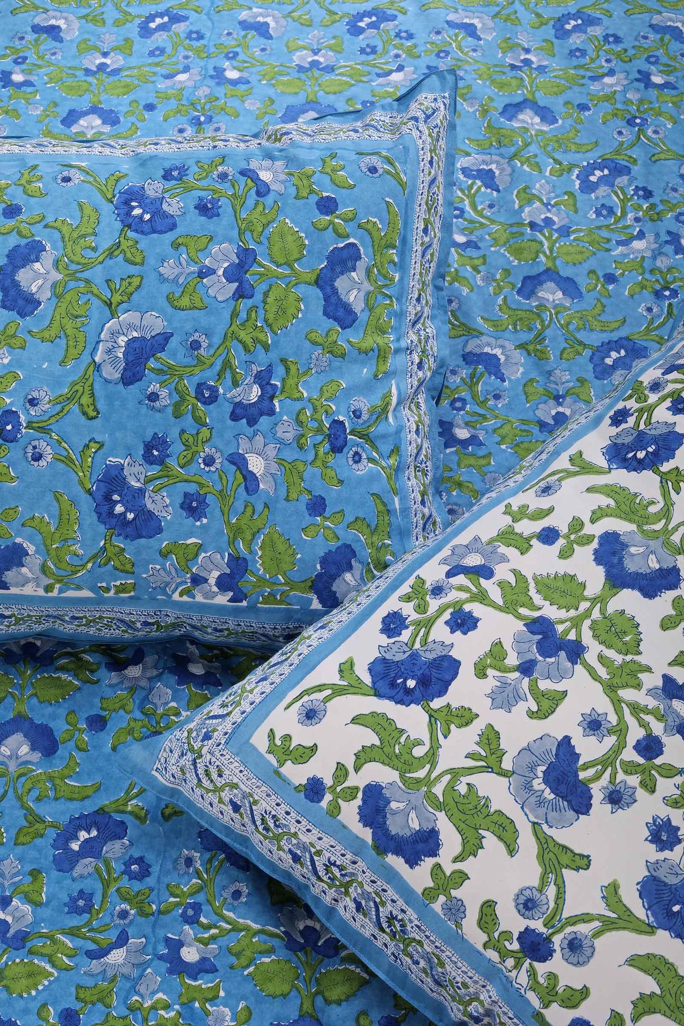 Vrindavan Blue Buttercup Cotton Percale Bedsheet-Standard Double - 90 x 108 in / Blue Turquoise / Turquoise