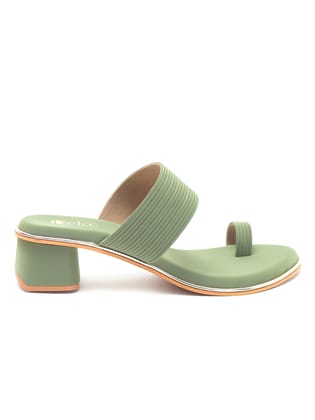 Delco Block heel Chappals-38 / Green