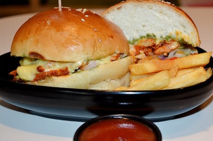 Hindustani Burger Non Veg
