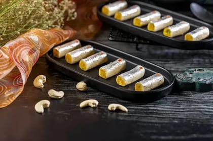 Kaju Roll
