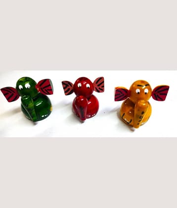 PETERS PENCE- WOODEN ELEPHANT SHAPED SHARPNER WITH NATURAL COLORS