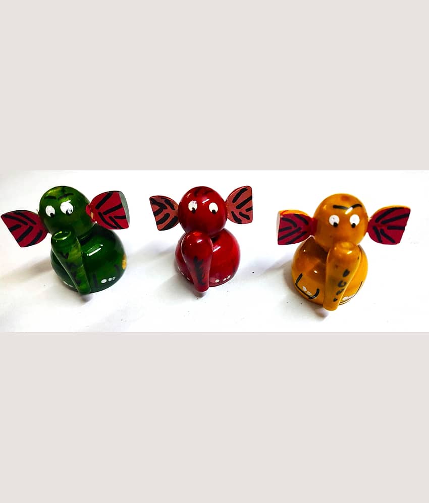 PETERS PENCE- WOODEN ELEPHANT SHAPED SHARPNER WITH NATURAL COLORS