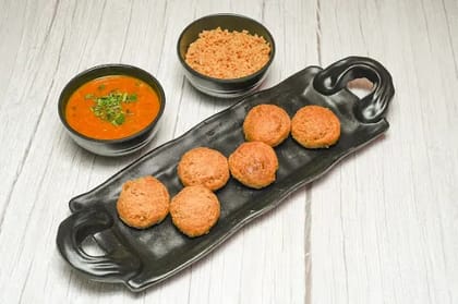 Dal Bhati Churma [3 Pieces]