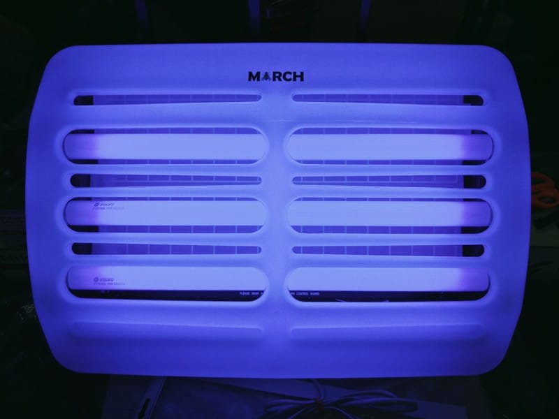 MARCH GW003PS Electric Fly Catcher Machine | 1000 Sqft Coverage with UV Tubes | Chemical-Free Pest Control