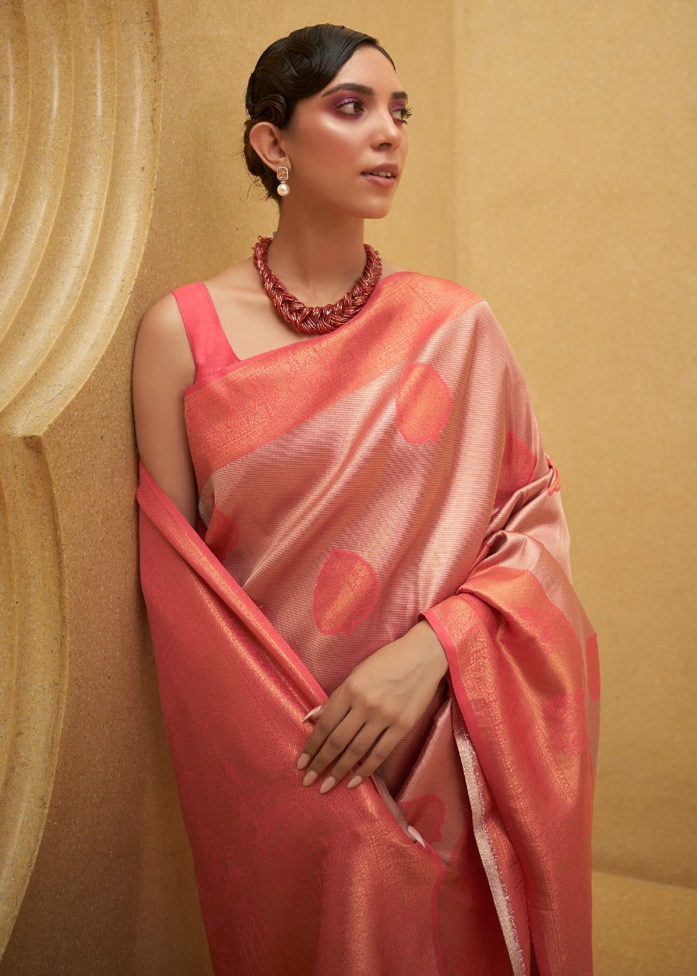 Dual Shade Pink Woven Kanjivaram Silk Saree