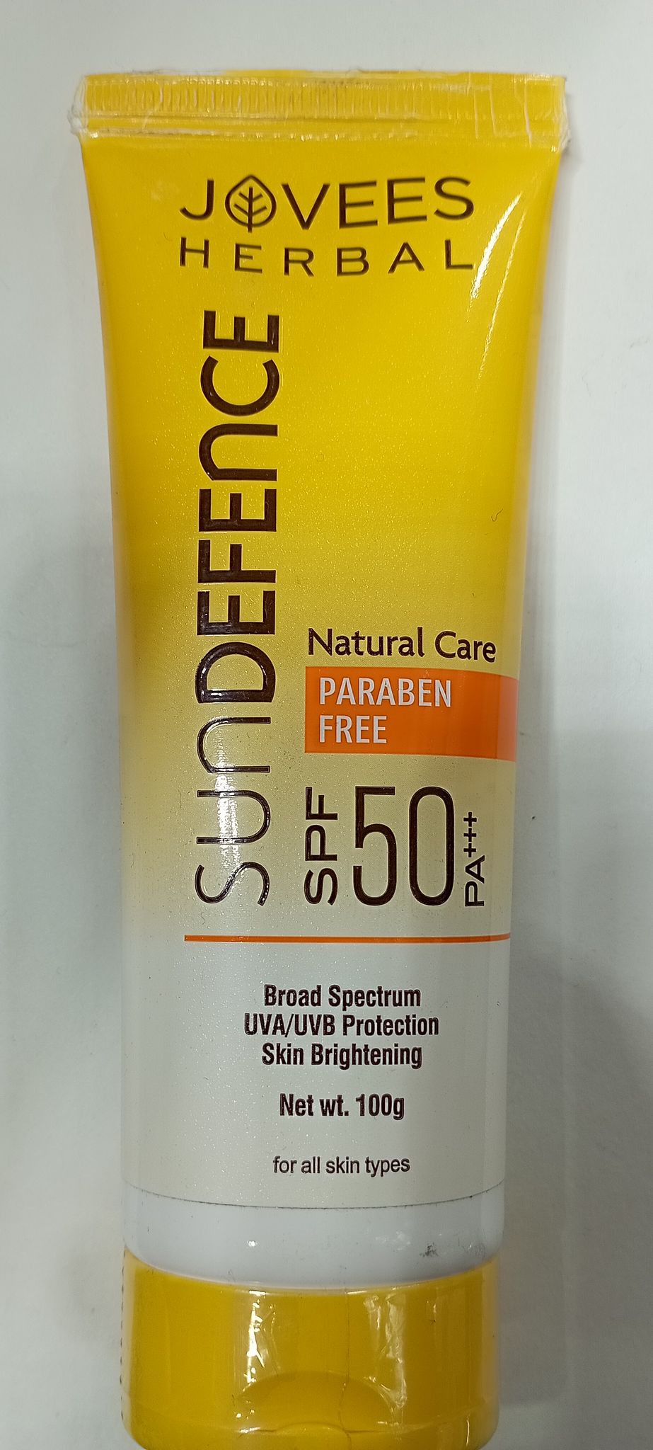 Jovees herbal sundefence natural care paraben free spf 50 pa+++ 100g