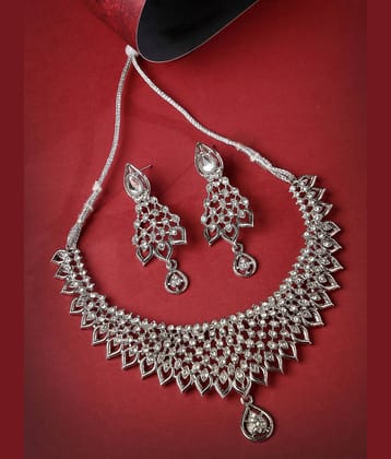 Sukkhi Silver Alloy Necklace Set ( Pack of 1 )