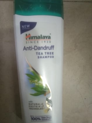 Himalaya anti dandruff shampoo with tea tree