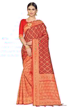 Generic Women's Banarasi Silk Saree with Blouse (Red,black, 5-6 Mtr)