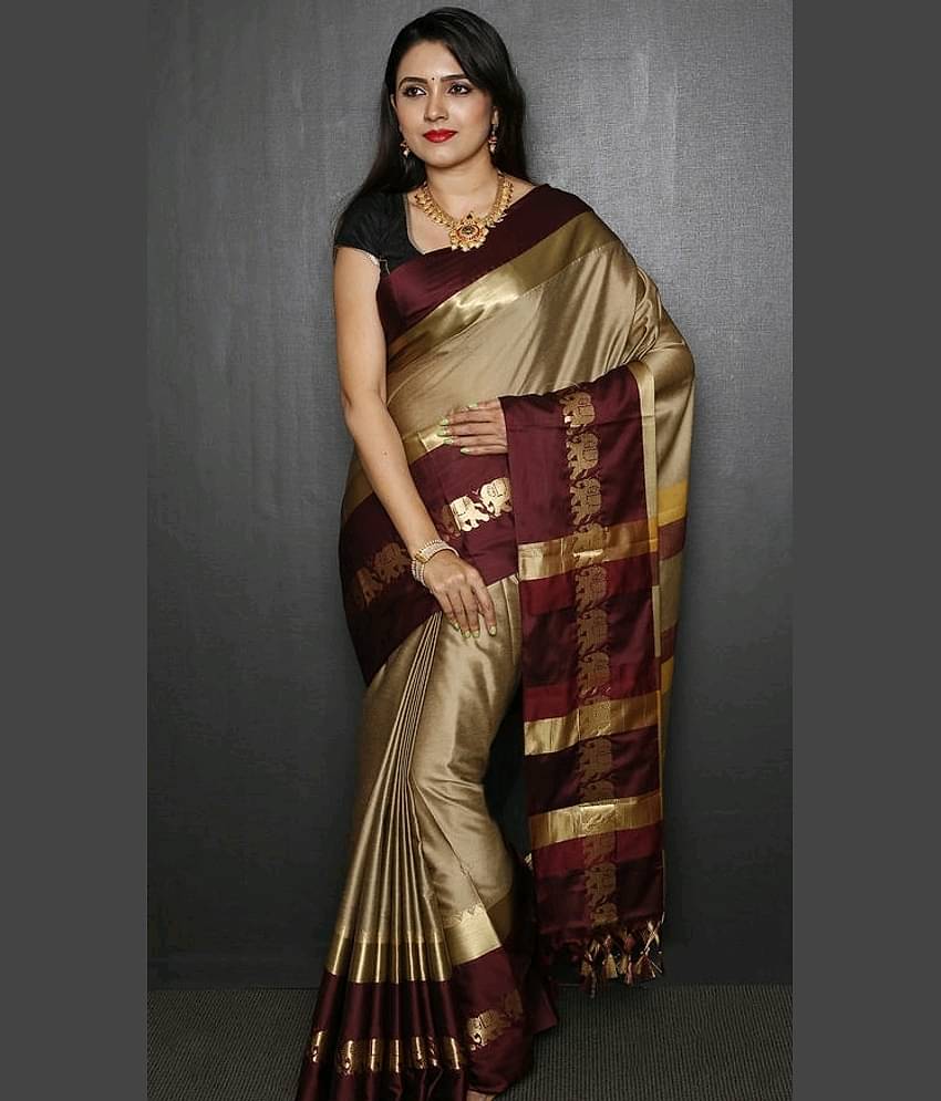 fab woven Cotton Blend Self Design Saree With Unstitched Blouse Piece ( Multicolour )