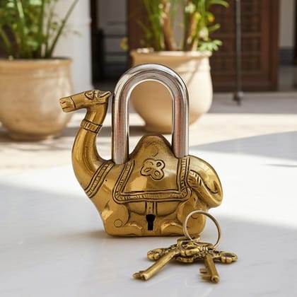 Brass Showpiece & Working Camel Shape Lock (BSMAS1486 C)
