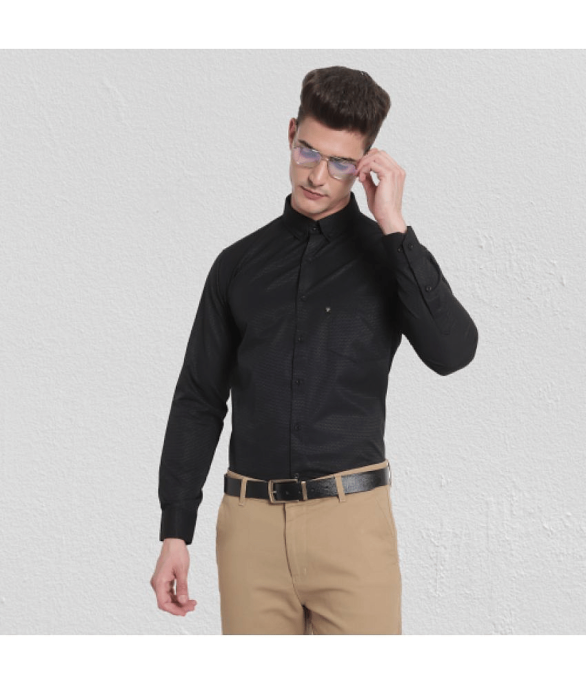 leeway - Black Cotton Blend Slim Fit Men's Formal Shirt ( Pack of 1 )