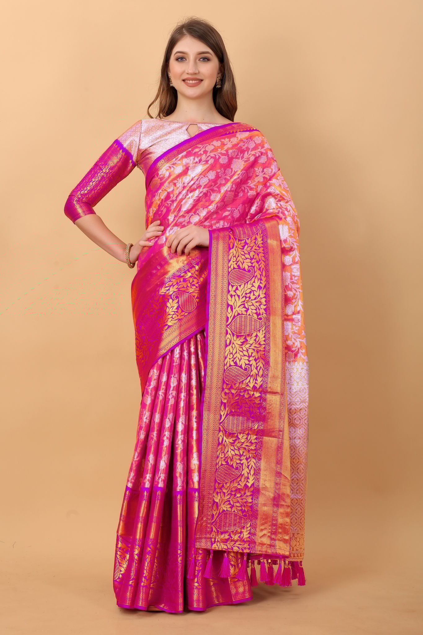 Yavira silk Women's Pink Handwoven Poly Silk Saree