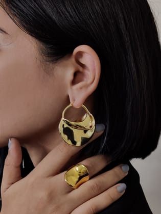 Liza Chunky Earrings