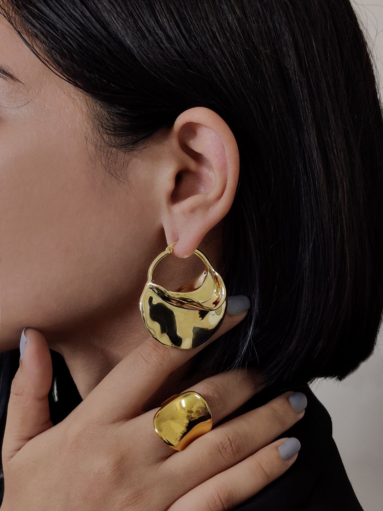 Liza Chunky Earrings