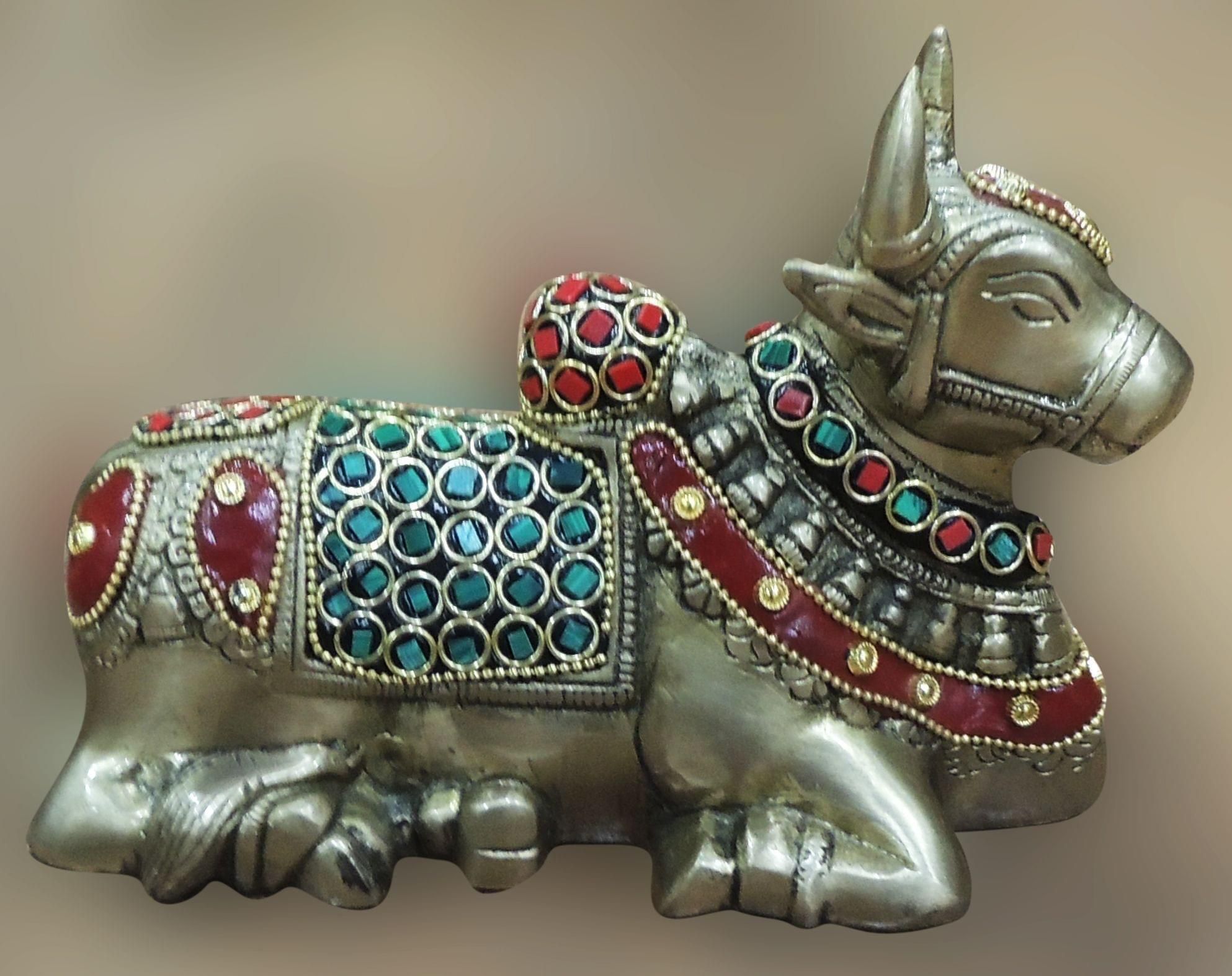 Brass Showpiece Nandi God Idol Statue  - 7*3*5 Inch (BS1565 A)