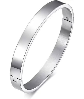 Thrillz Silver Bracelet ( Pack of 1 )