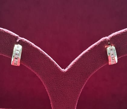 EARING GP
