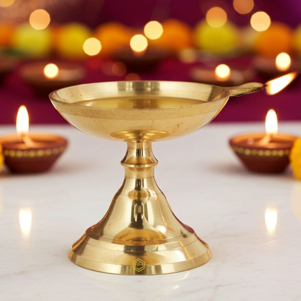 Brass Table Decor Panti Stand Deepak No. 3 (FMAS685 C)