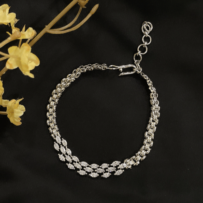 Fine G.Silver Zircon Bracelet.