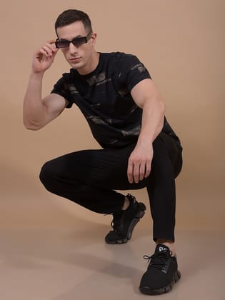 Black Printed T-Shirt-M / Black