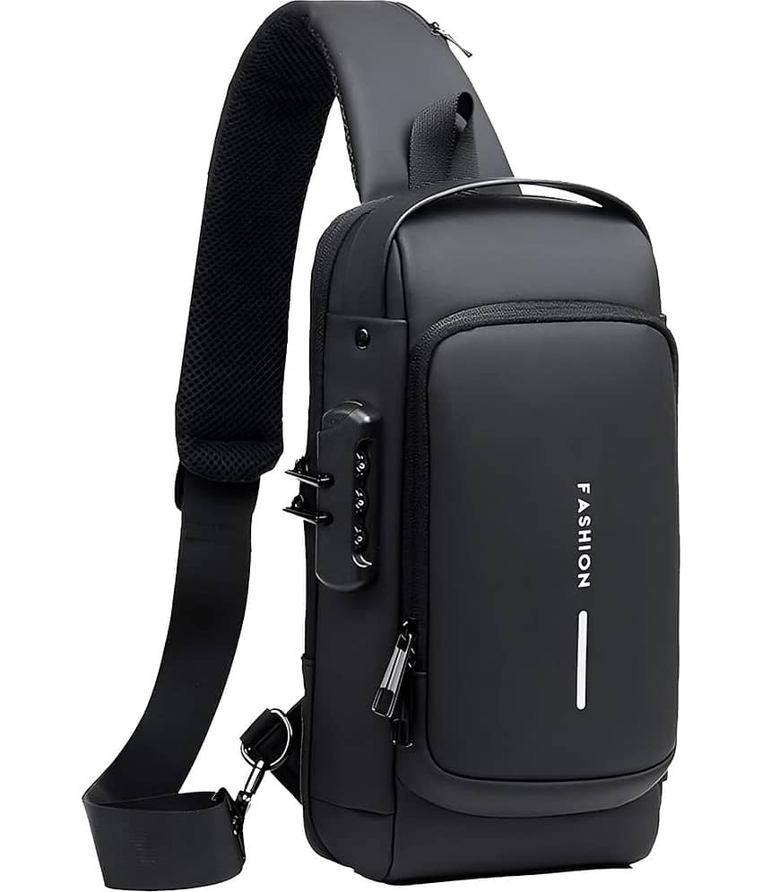 Gjshop Black Solid Messenger Bag