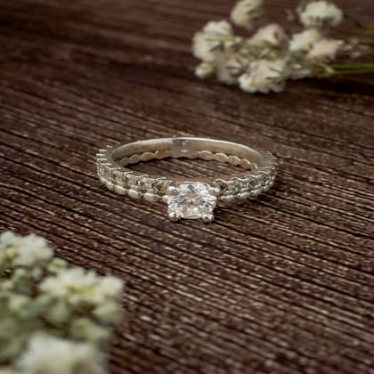 vivinia BY VIDHI MEHRA Zia 2.0 Womens Zircon Ring - VR150