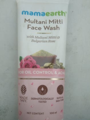 Mama earth multani mitti face wash