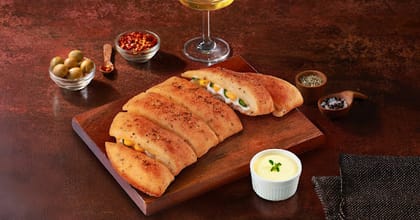 Tex-Mex Stuffed Garlic Breadsticks + Cheesy Dip [FREE]